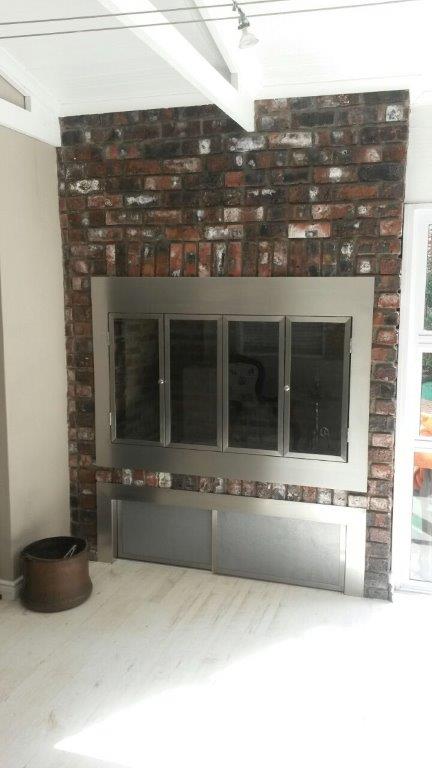 Braai glass stack door Braai glass stack door